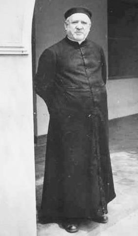 Padre José Achotegui