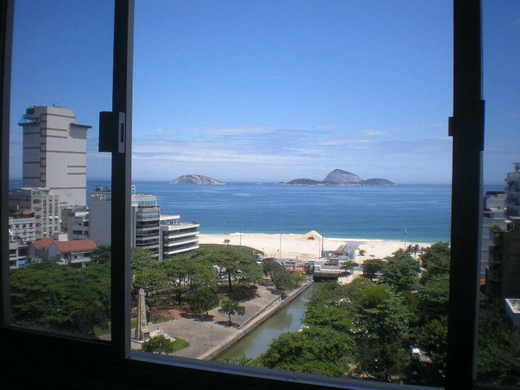Avenida Delfim Moreira.jpg