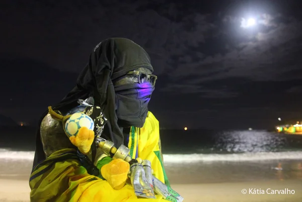 Protesto contra Copa do Mundo em Copacabana /RJ