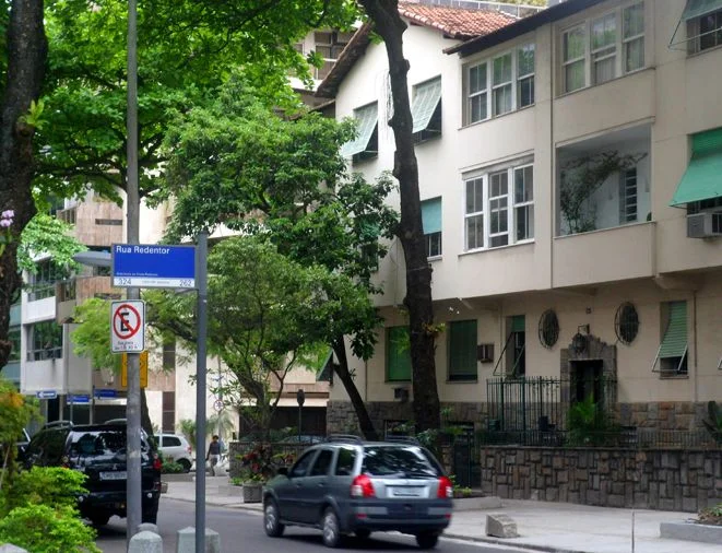 Rua Aníbal de Mendonça esquina com Rua Redentor em Ipanema, Rio de Janeiro