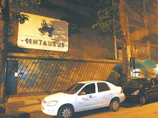 A Termas Centaurus fica localizada na Rua Canning em Ipanema, Rio de Janeiro