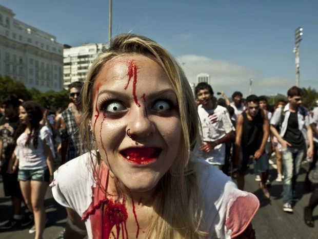 Zombie Walk Copacabana 2014