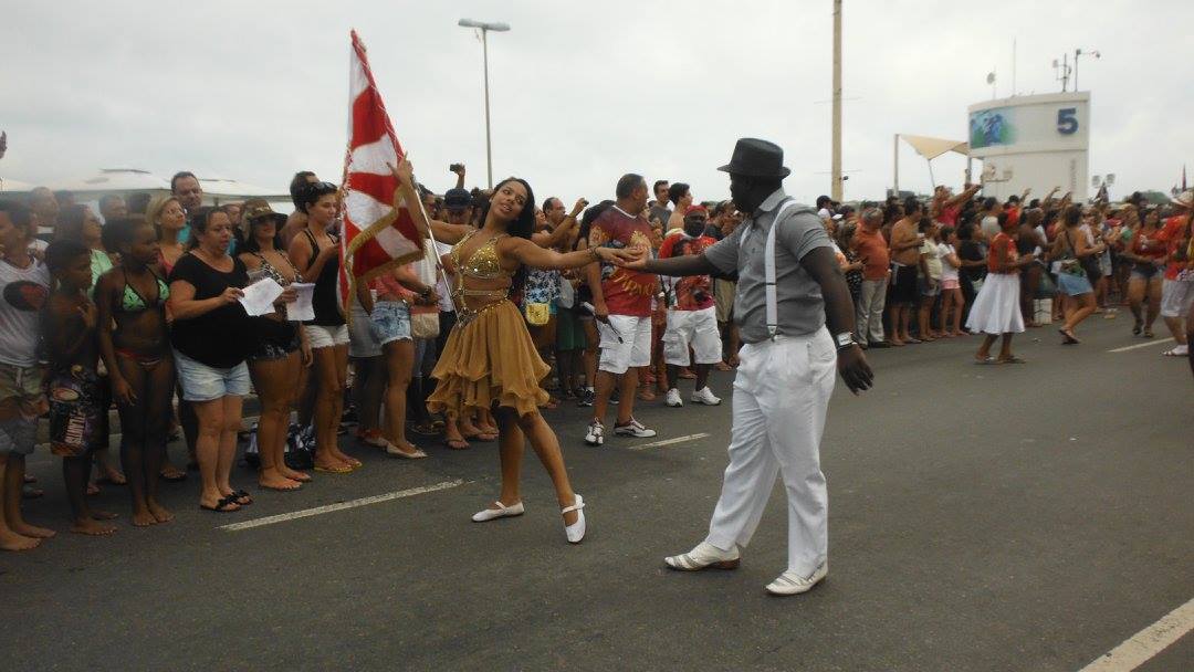 Ensaio da Escola de Samba Alegria da Zona sul em Copacabana
