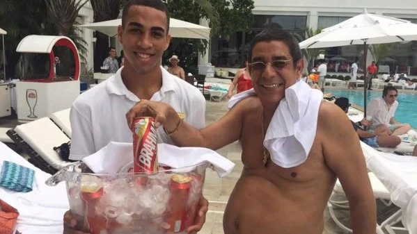 Zeca Pagodinho no Copacabana Palace - Réveillon 2016