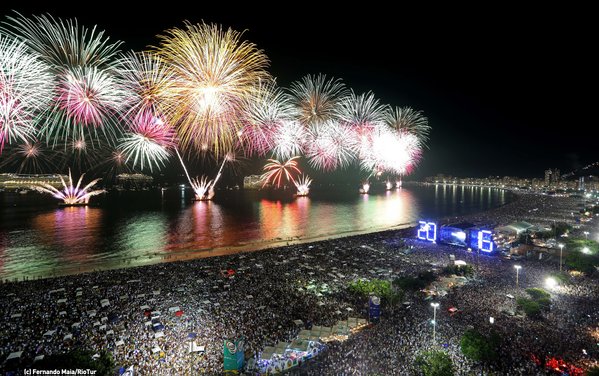 Festa de Réveillon na Praia de Copacabana 2016