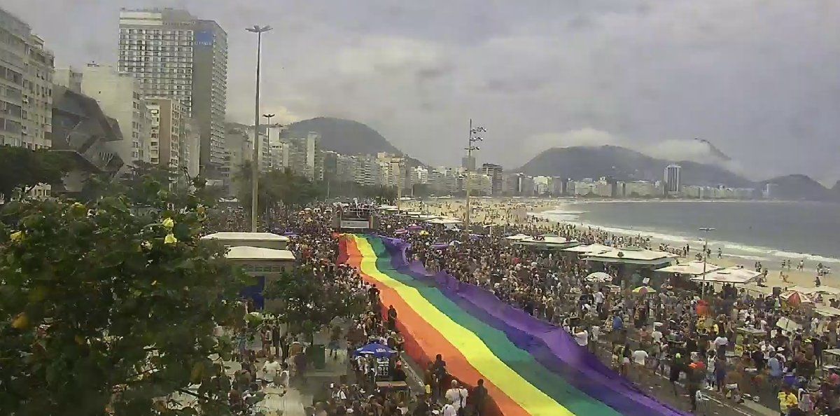 parada-gay-2017-bandeira-centrodeoperacoes.jpg