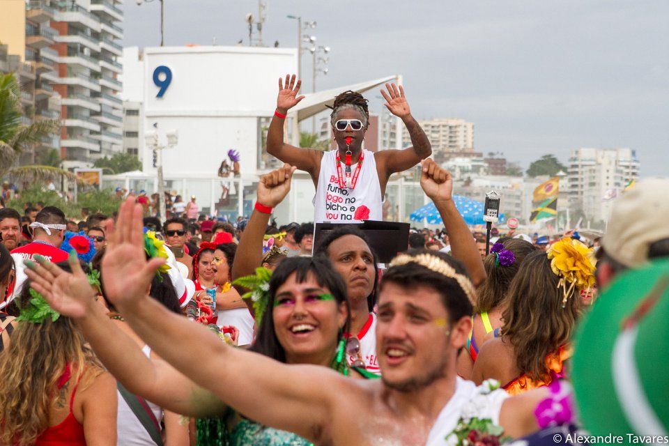 Empolga as nove no desfile do pré carnaval 