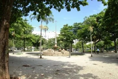 Praça General Osório em Ipanema