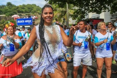 Rainha da Bateria do Bloco Areia no Carnaval 2020