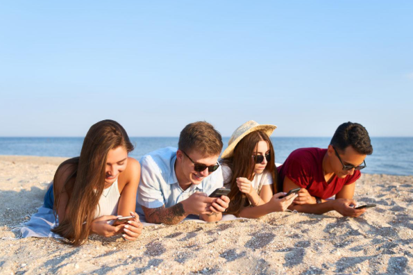 Como eSIM e Números de Telefone Virtuais Facilitam a Conexão em Copacabana