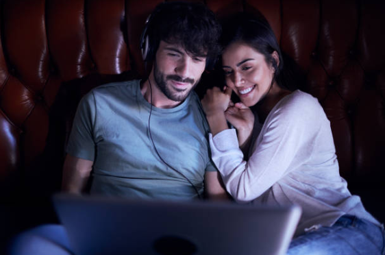 Melhores séries para maratonar grátis este fim de semana