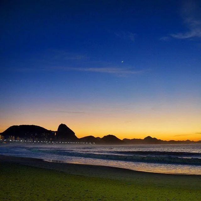 praia-de-copacabana-amanhecer-2014.jpg