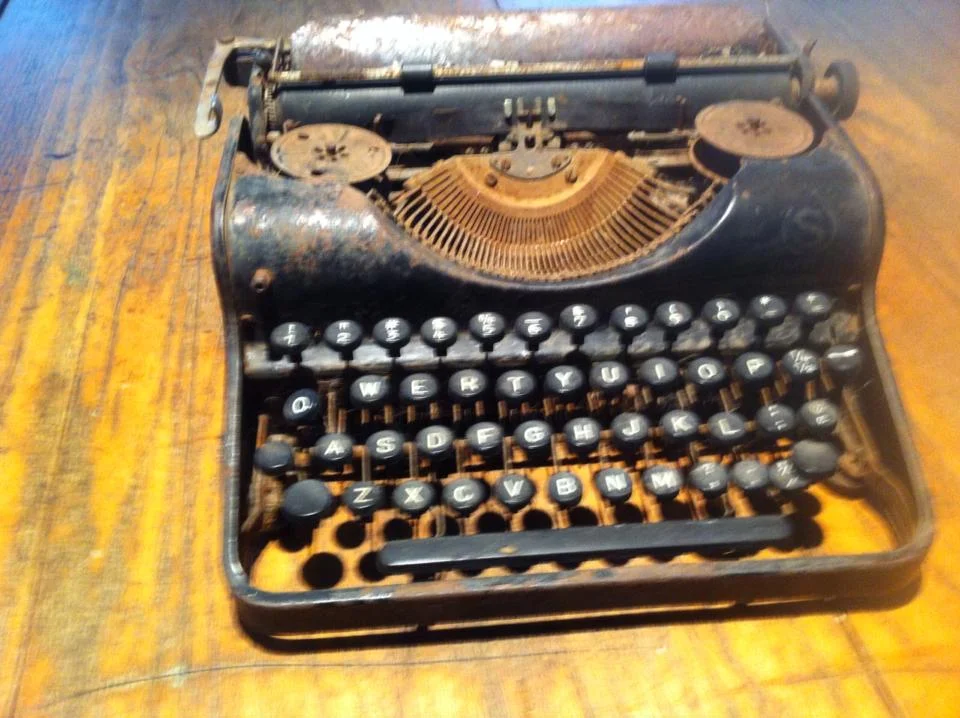 my daddy's typewritter.jpg