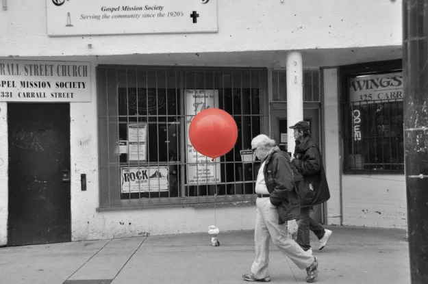 Vancouver downtown eastside red balloon street photography