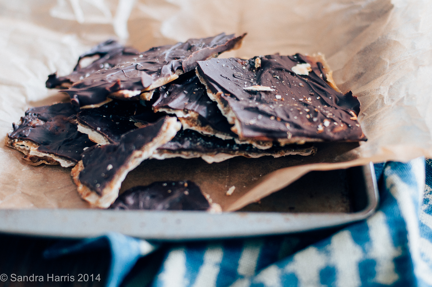 toffee chocolate matzoh crunch