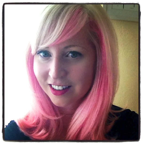 newhairheadshot.jpg