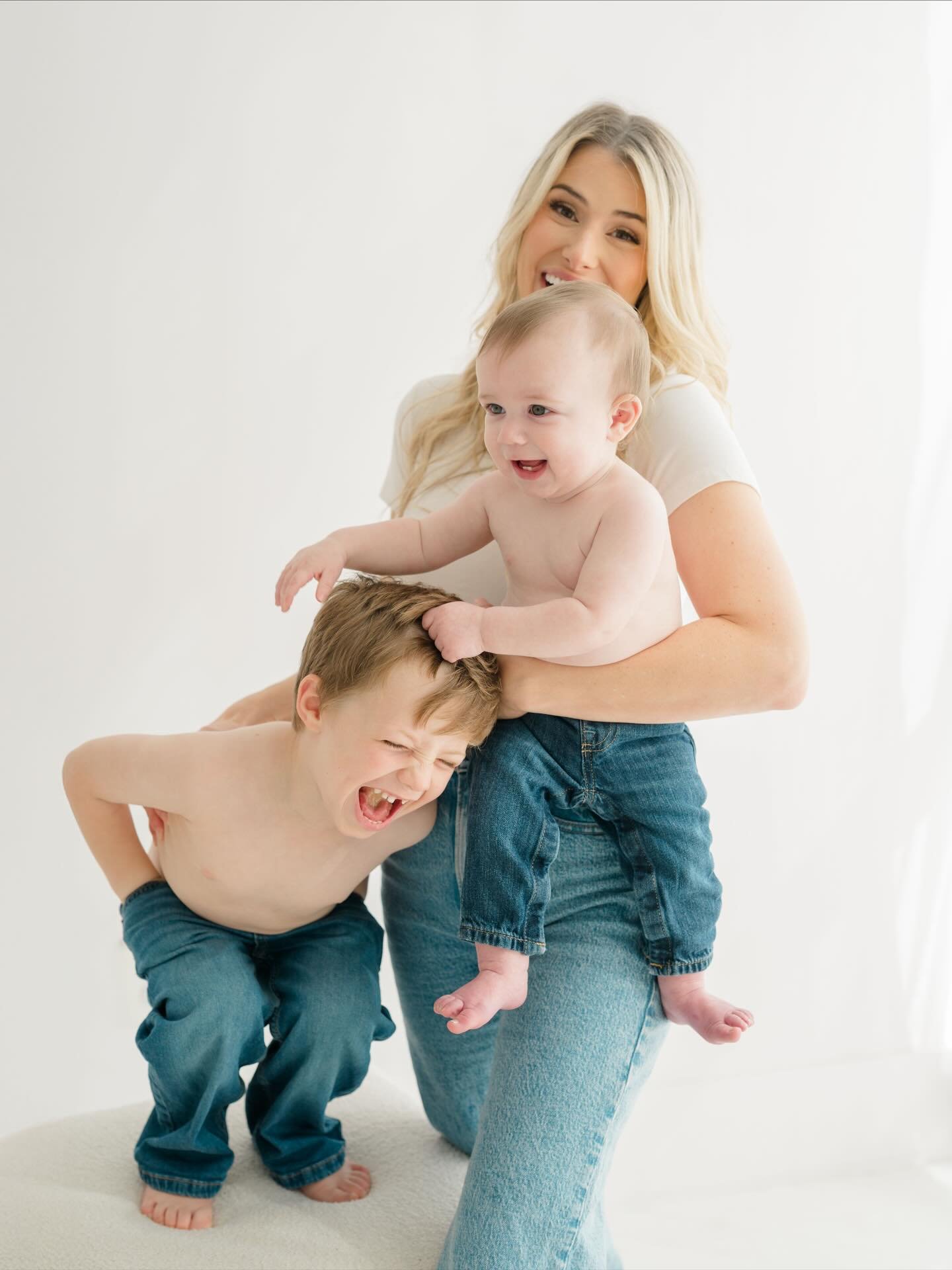 If &ldquo;boy mom&rdquo; was as a series of photos, this would be it 💙 So cute and reminds me so much of mine when they were this age. So much wrestling and wrangling them, but boy do they love their mama! Baton Rouge family photographer, Baton Roug