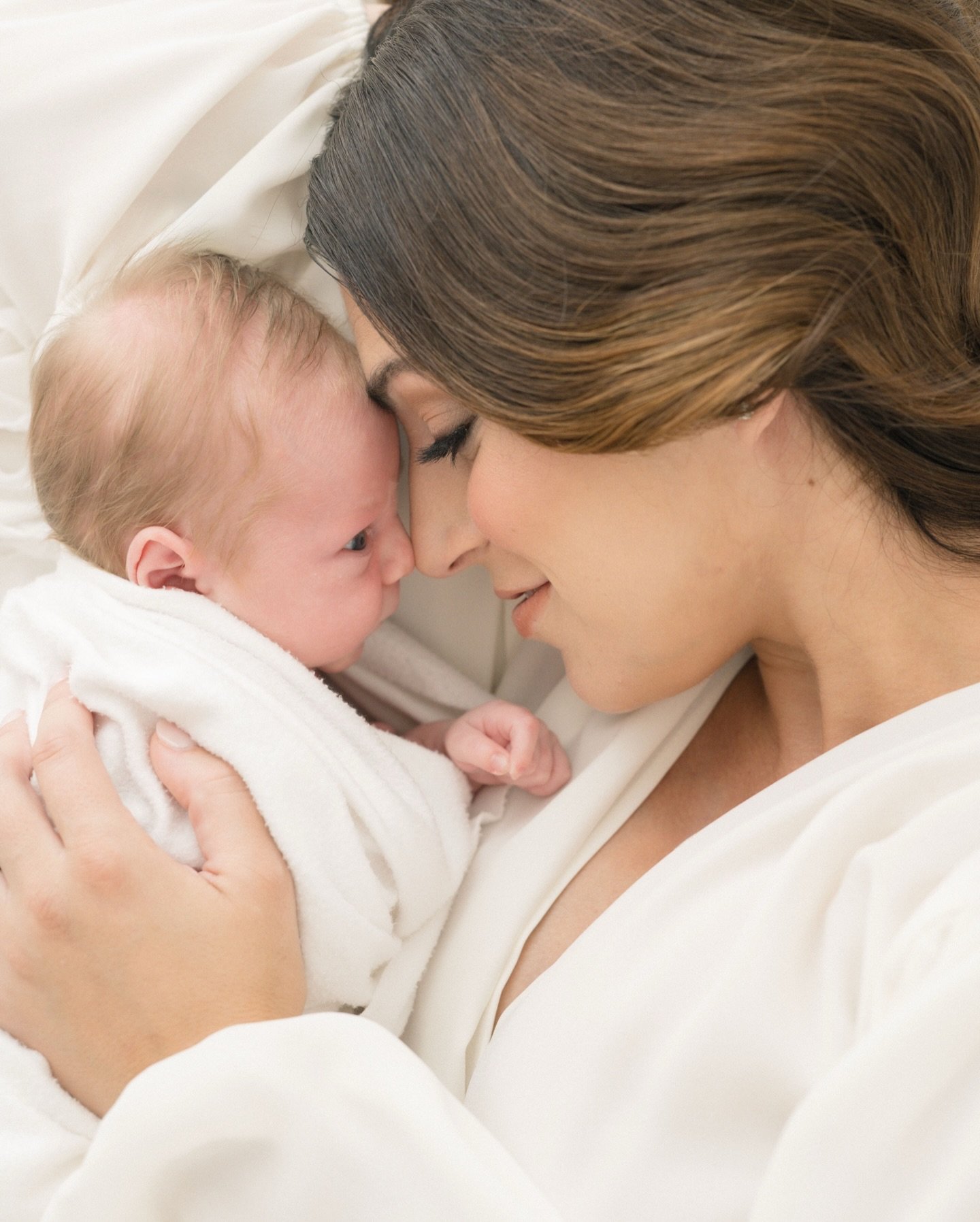 I&rsquo;ve been quiet here lately, I know. But I have some super exciting things to share but can&rsquo;t share it all yet. But just know I&rsquo;m counting down the days until I can!!! For now, let&rsquo;s get you booked for your next session 😘 Bat