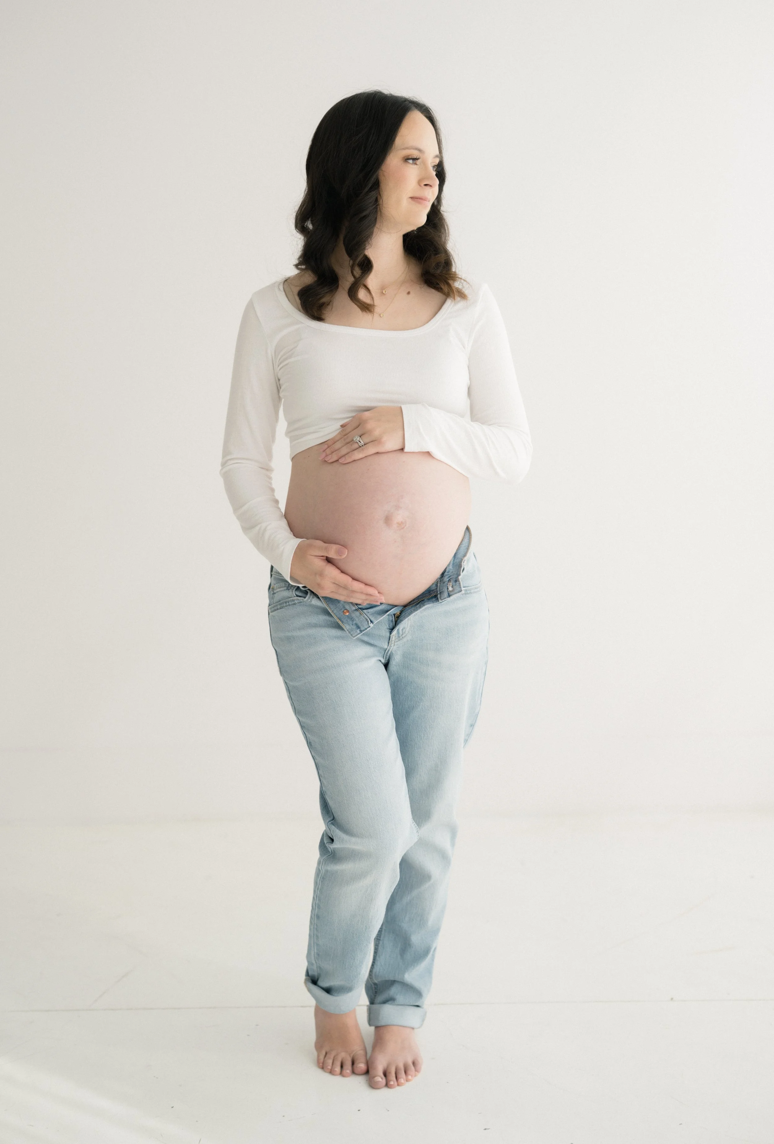 PBaton Rouge Maternity and newborn photographer. Timeless and simple images.