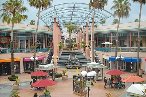 shopping-center.jpg