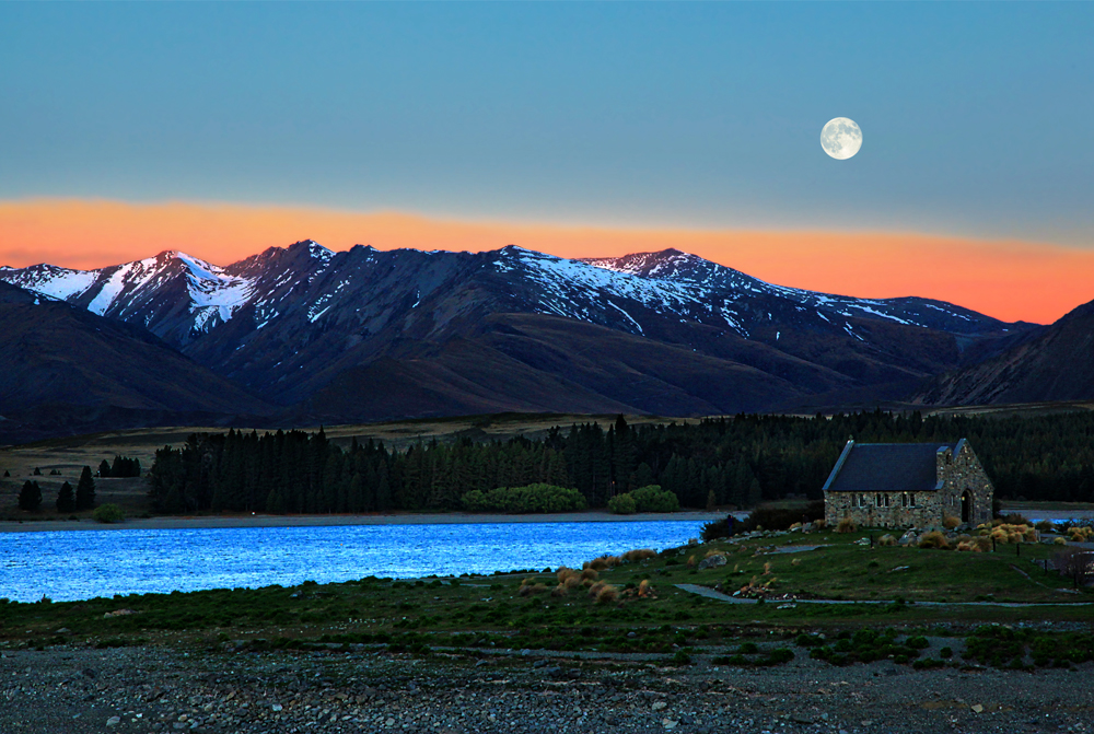 LUNAR LAKE