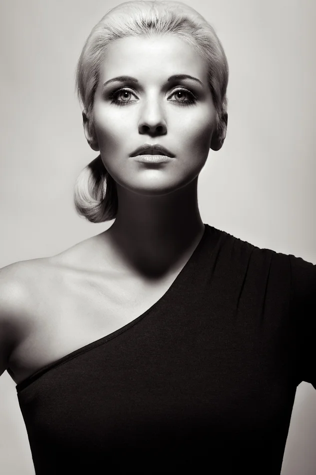 _bw_portrait-1-9.jpg