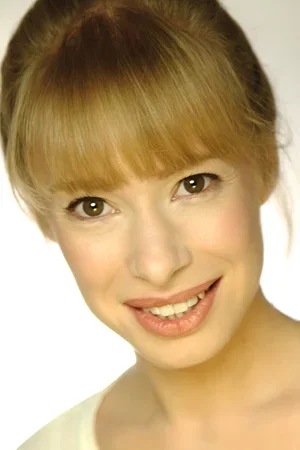 Chloe Lewis