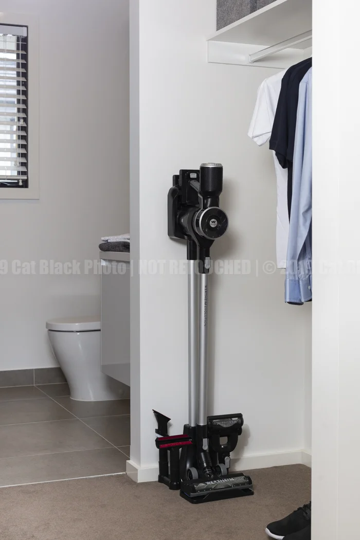 099_CatBlack2019_Godfreys_Previews.jpg