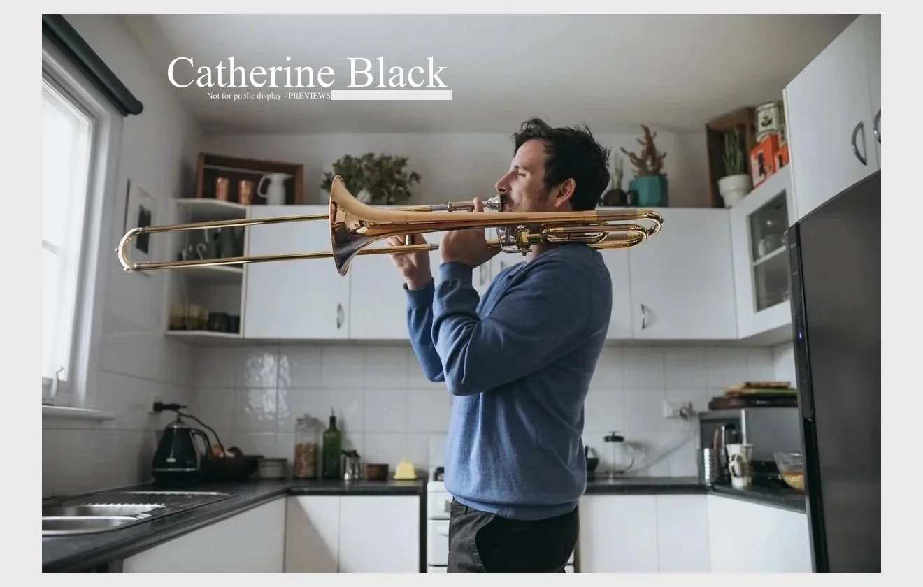 039_CatBlack2026_Lifestyle.jpg