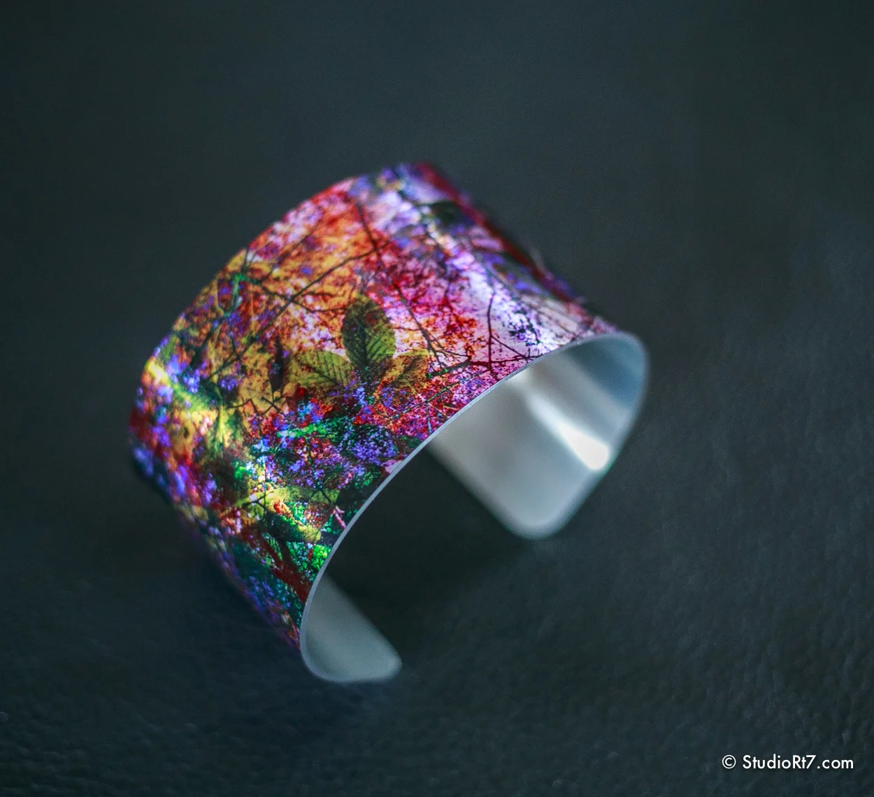 SR7metalcuffs-003.jpg