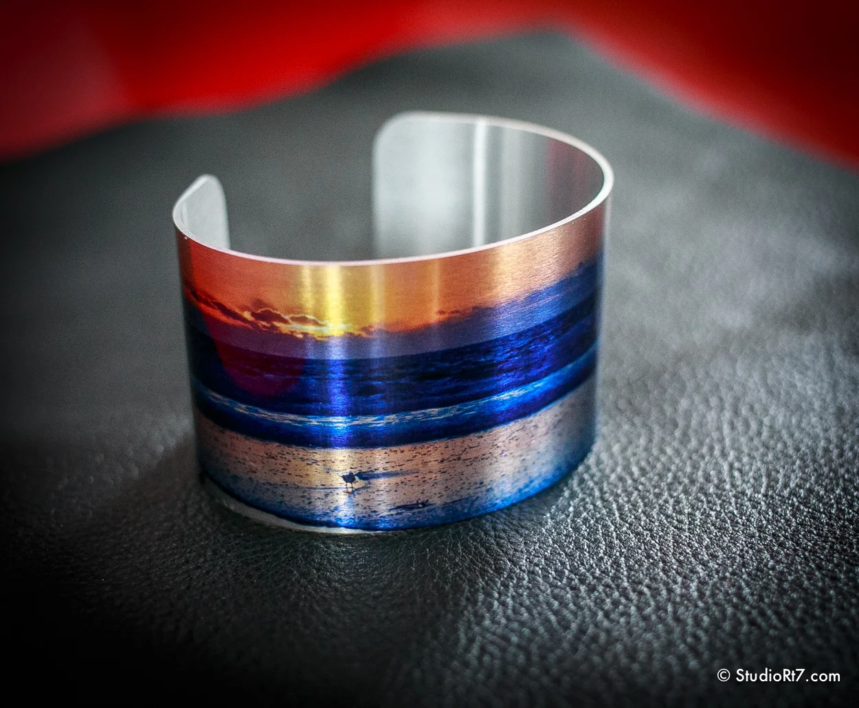 SR7metalcuffs-009.jpg