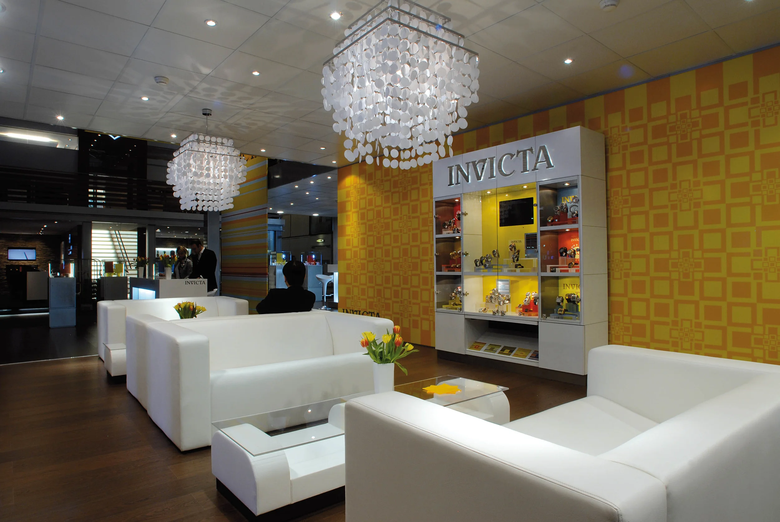 invicta.1048.jpg