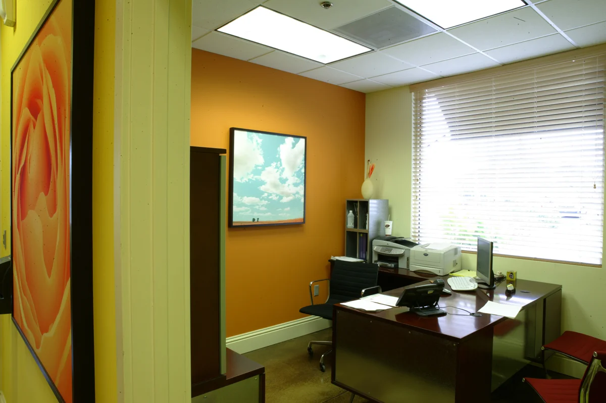 B79U5594-SM.jpg
