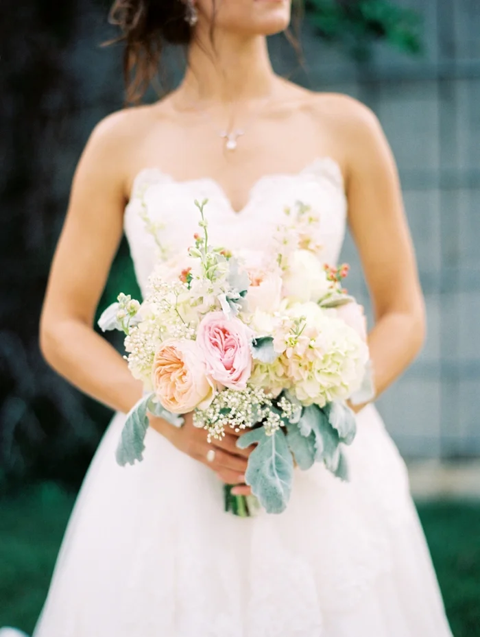 byron_colby_barn_wedding_0032.jpg