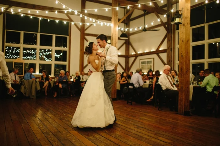 byron_colby_barn_wedding_0047.jpg