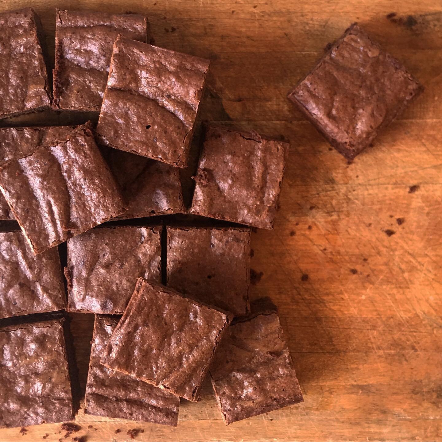 My #glutenfree #brownies are always a crowd pleaser. I like to keep several batches in the freezer ready to go at a moments notice throughout the summer. This recipe is is my #cookbook #glutenfreebakingathome. #glutenfreebaking #allergenfreebaking #p