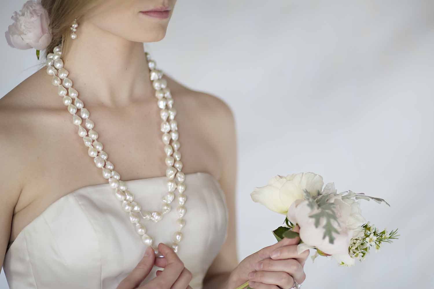 kari herer-108 copy_large_baroque_bridal_necklace.jpg