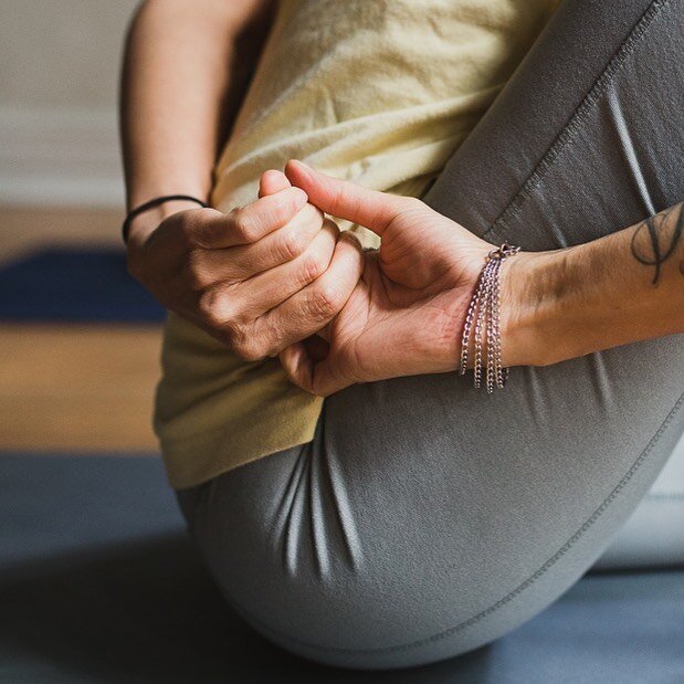 🪢 Ever notice how intense you can feel when you&rsquo;re in a bind? The beauty of a yoga bind &mdash; poses where two body parts, usually hands, are joined &mdash; is that it fine tunes your focus and flexibility. Flexibility both in your body, wher
