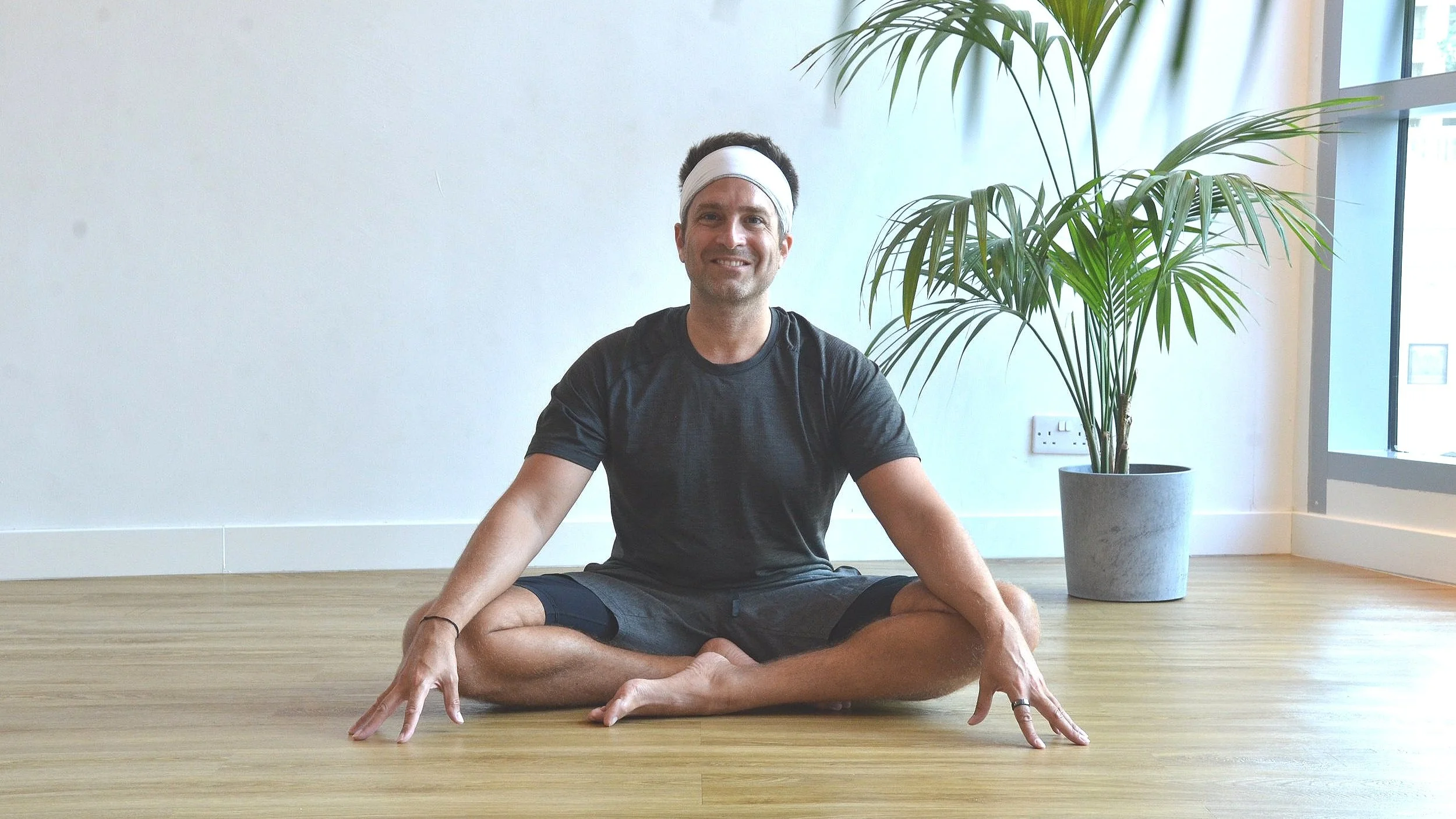 Un cours de Jivamukti avec invité spécial : Osman (OZ) Zin AlAbdin