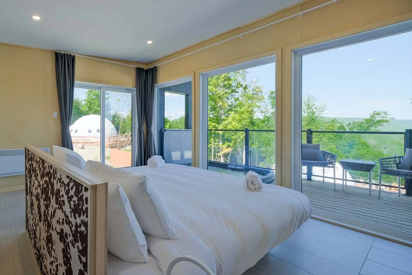 Ushuaia-bedroom copy.jpg