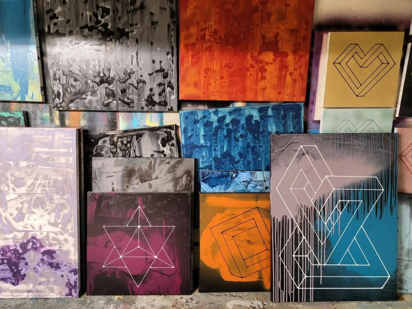 Cleaning up and organizing after a couple of studio visits. Making room to paint.