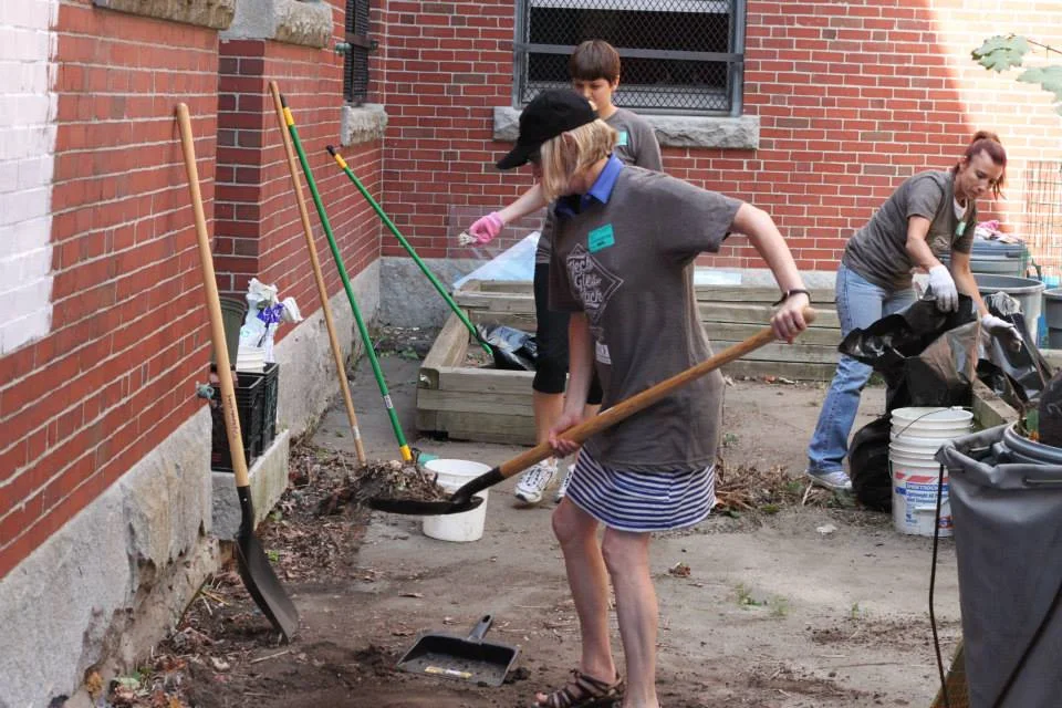 TUGGers volunteer at the Hernandez School in Roxbury