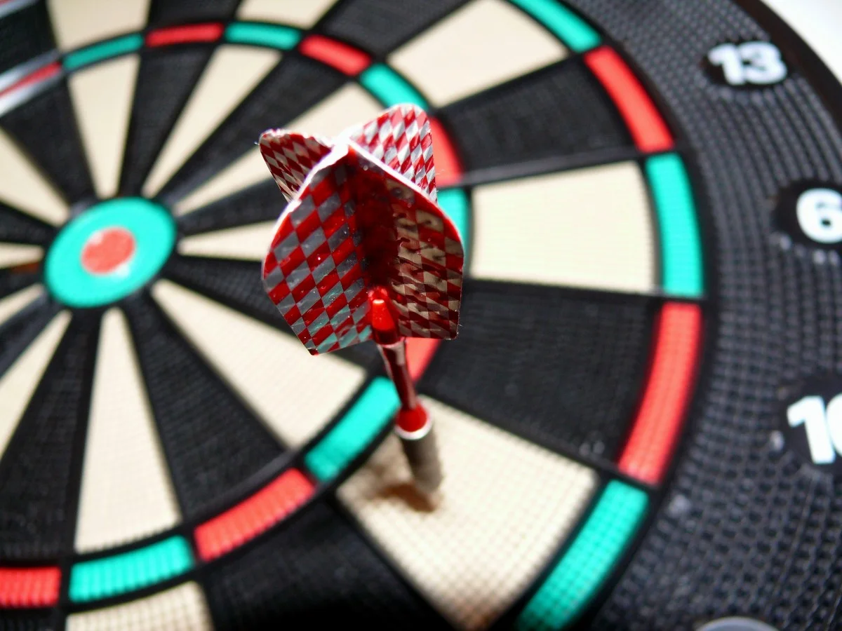 darts_game_pub_fun_target_dartboard_arrow_aiming-1358974.jpg!d.jpeg