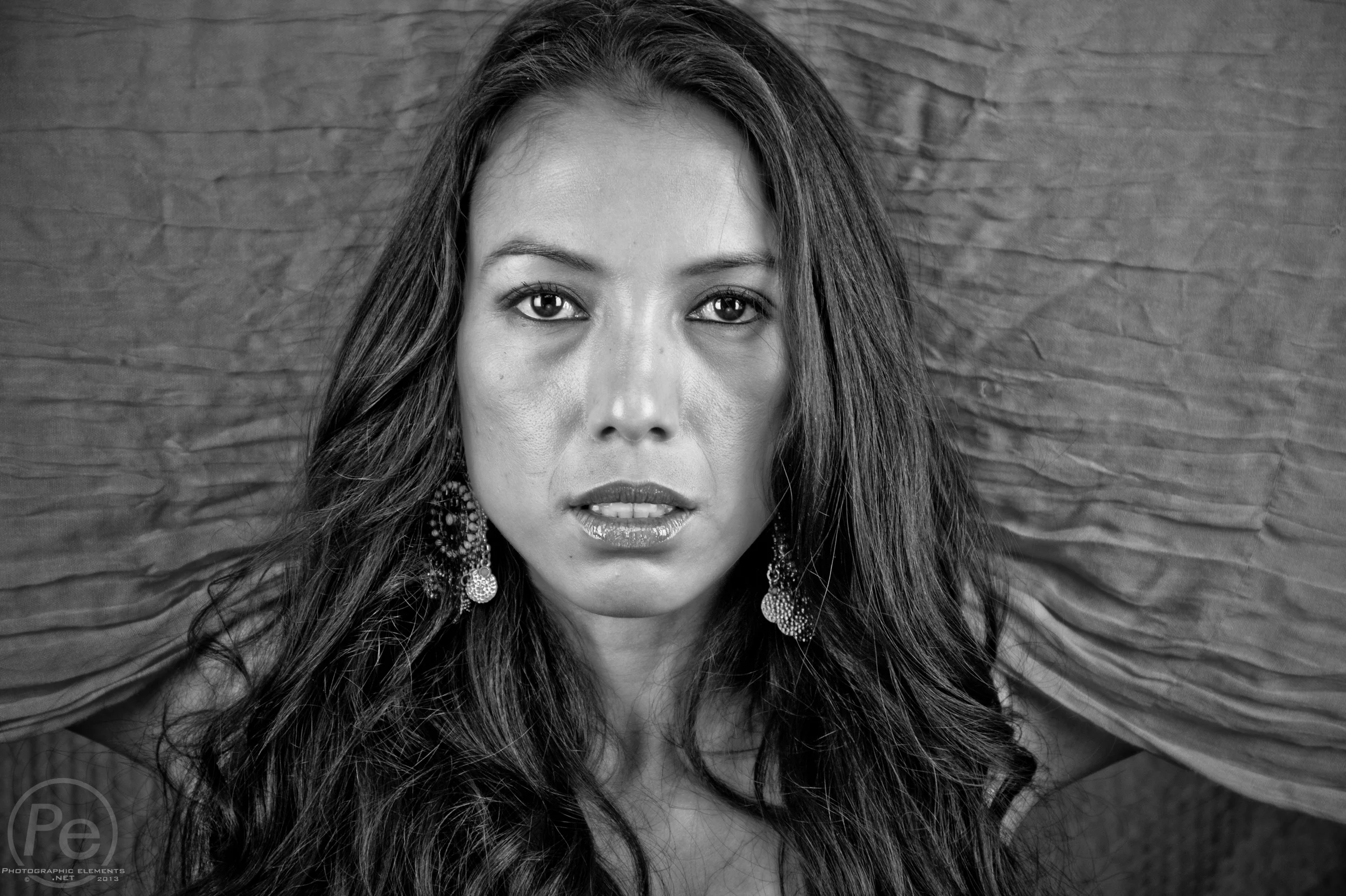 Pe_Photographicelements_IMG_7774_portraiture_5184 x 3456_121129_1.jpg