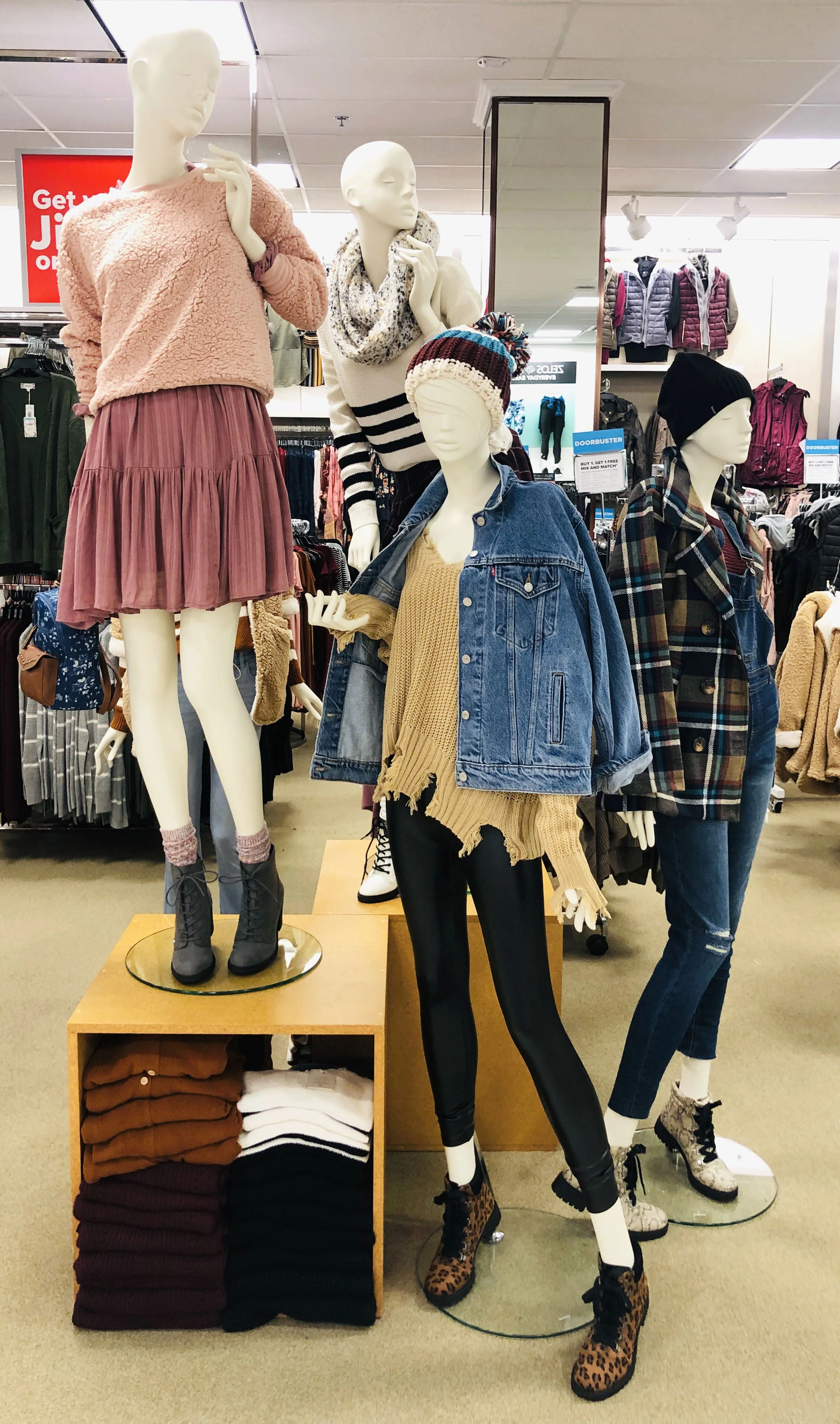 mannequin 5.jpg