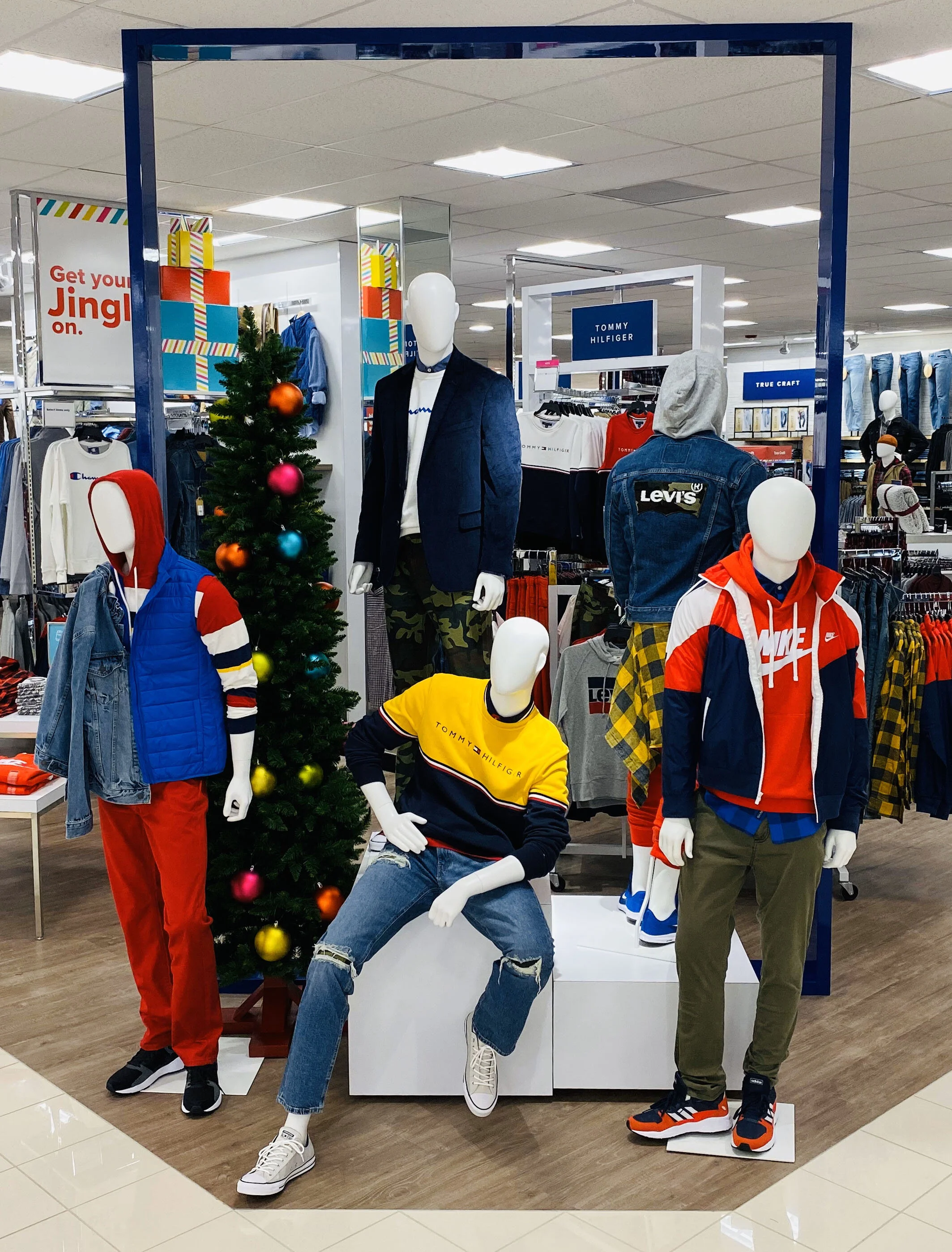 mannequin 8.jpg