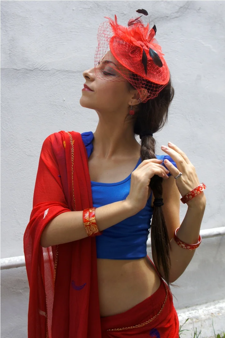 sita sari L.jpg