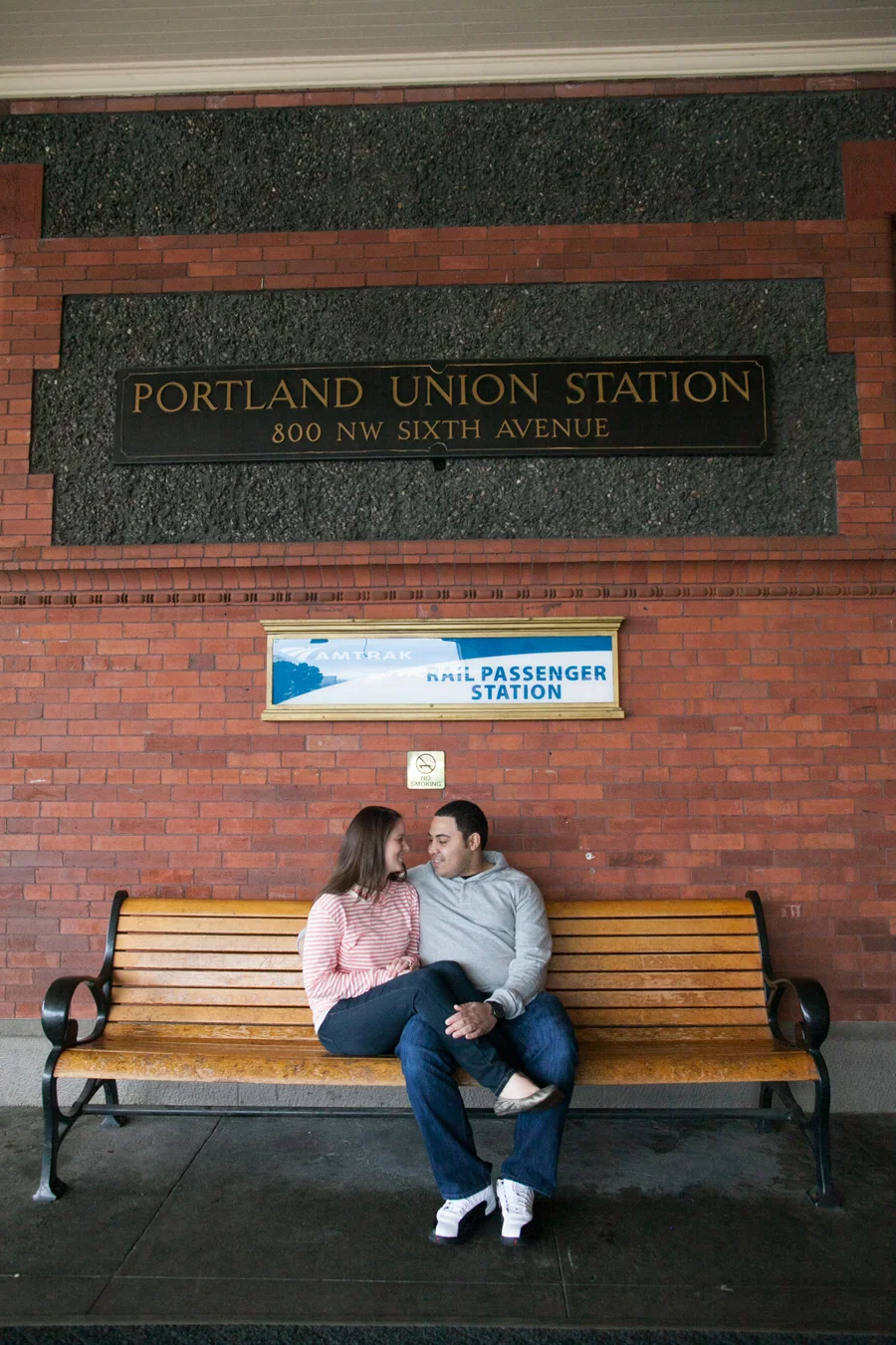005-pdx-union-station-engagement-jordan-jolene.jpg