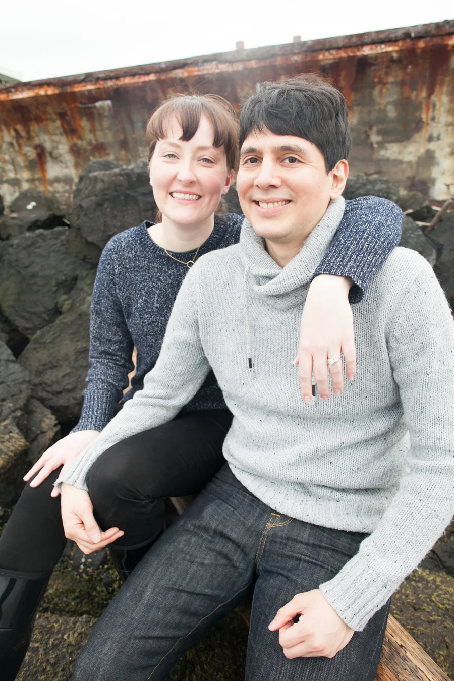 026-mukilteo-washington-lighthouse-engagement-session.jpg