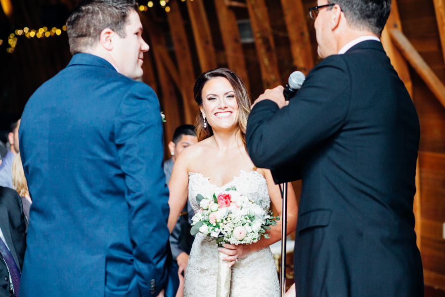 066-seattle-bothell-wedding-photographer-russells-restaurant-wilkins-photo.jpg